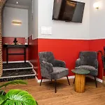 Domus Domas & Boutique - Golden Keys Collection Bed & Breakfast