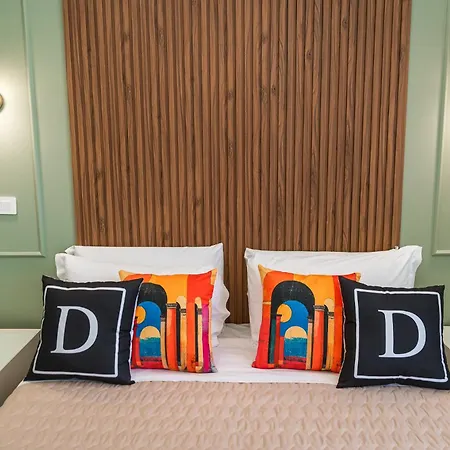 Domus Domas&boutique - Golden Keys Collection Couette-café Rome