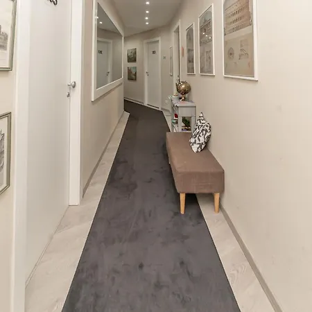 Domus Domas&boutique - Golden Keys Collection