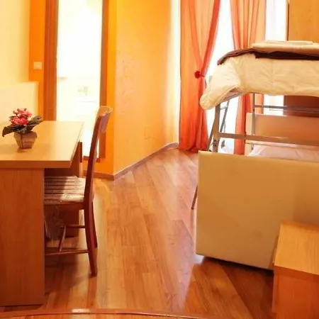 Domus Domas & Boutique - Golden Keys Collection Bed & Breakfast