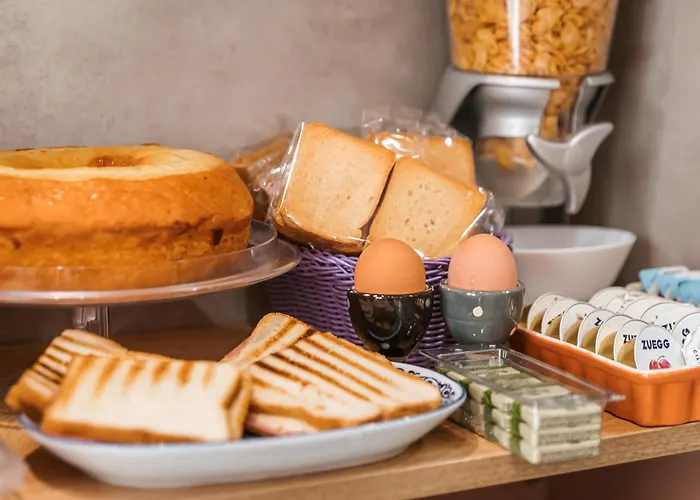 Domus Domas&boutique - Golden Keys Collection