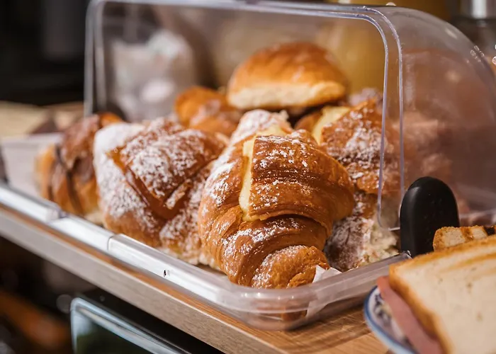 Domus Domas&boutique - Golden Keys Collection Couette-café 4*