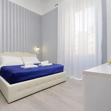 Domus Domas & Boutique - Golden Keys Collection Bed & Breakfast