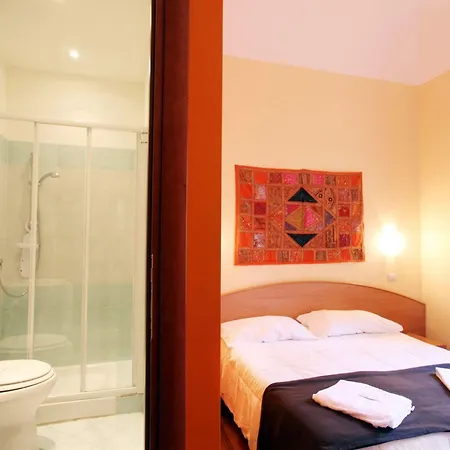 Domus Domas & Boutique - Golden Keys Collection Bed & Breakfast