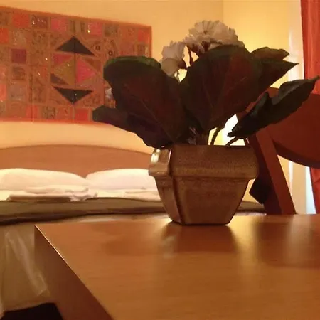 Domus Domas & Boutique - Golden Keys Collection Bed & Breakfast 3*